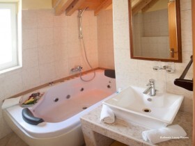 Фото Authentic Luxury Rooms