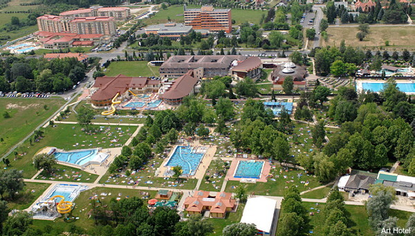 Фото отеля 2