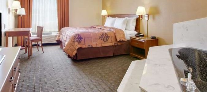 Фото Days Inn by Wyndham Mesquite Rodeo Tx