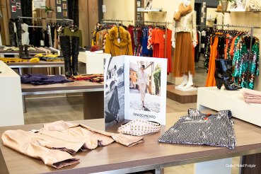 Фото Отель Outlet Polgár