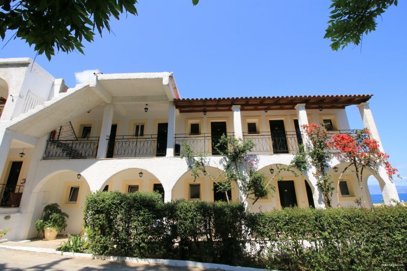 Фото Hotel Yannis Corfu
