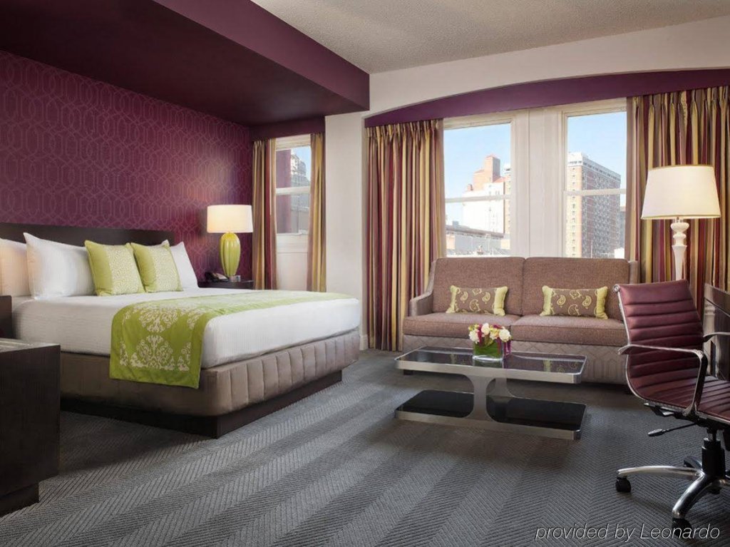 Фото Union Square Plaza Hotel