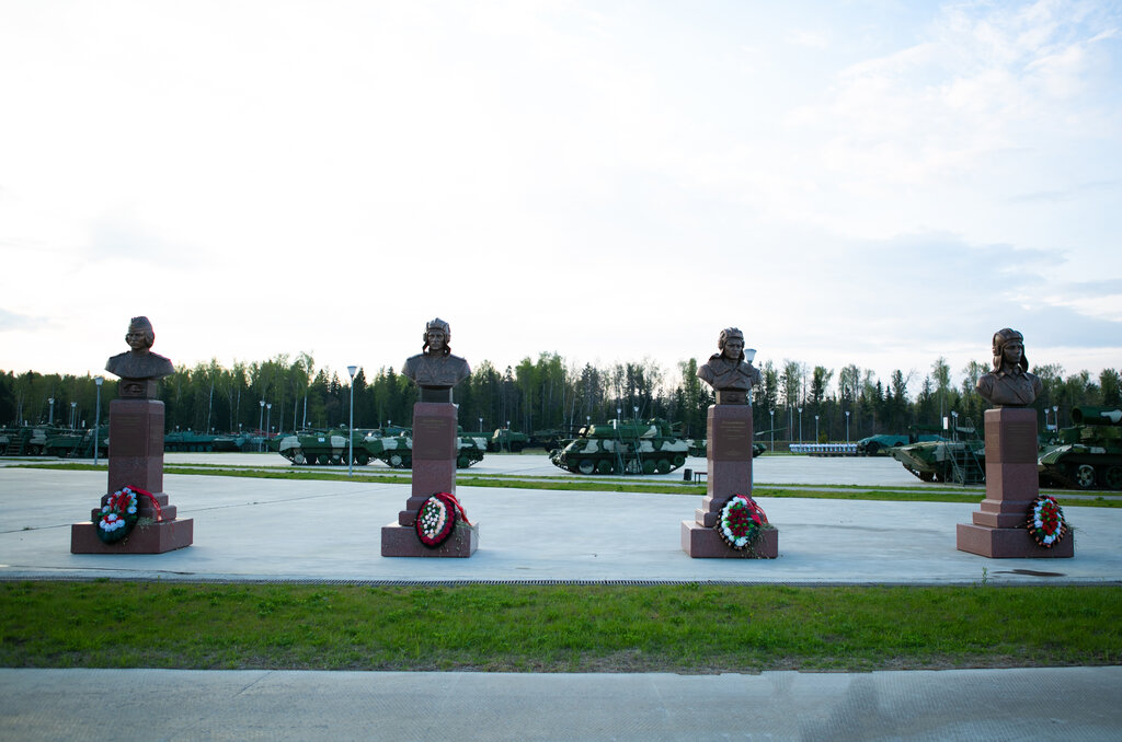 Monumento, memorial Бюст Героя Советского Союза Серебрякова Андрея Михайловича, , foto