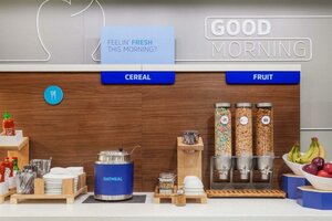 Гостиница Holiday Inn Express Grand Rapids Sw, an Ihg Hotel в Гранд-Рапидс