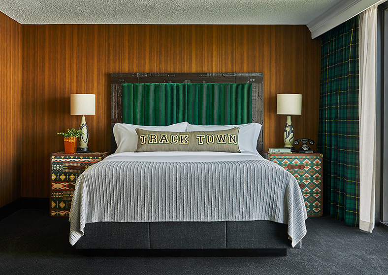 Фото Graduate Eugene