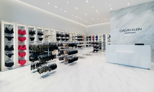 interior calvin klein store