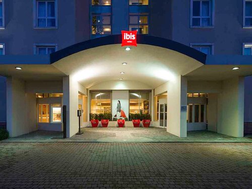 Гостиница Ibis Florence North Airport Hotel в Сесто-Фьорентино