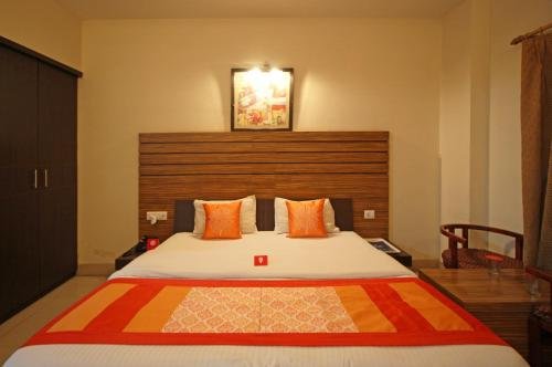 Фото Oyo 4754 Hotel Center Point