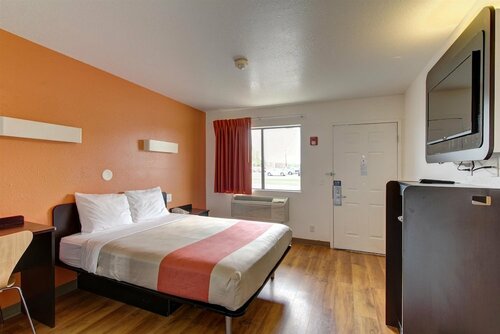 Гостиница Motel 6 Amherst, Oh - Cleveland West - Lorain