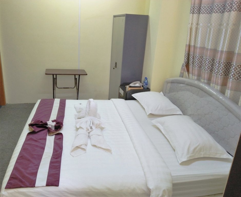 Фото 121 Hotel Yangon