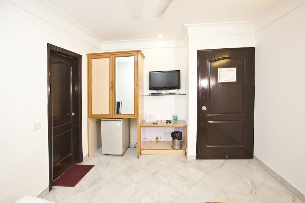 Фото Oyo 8761 Hotel Mall View