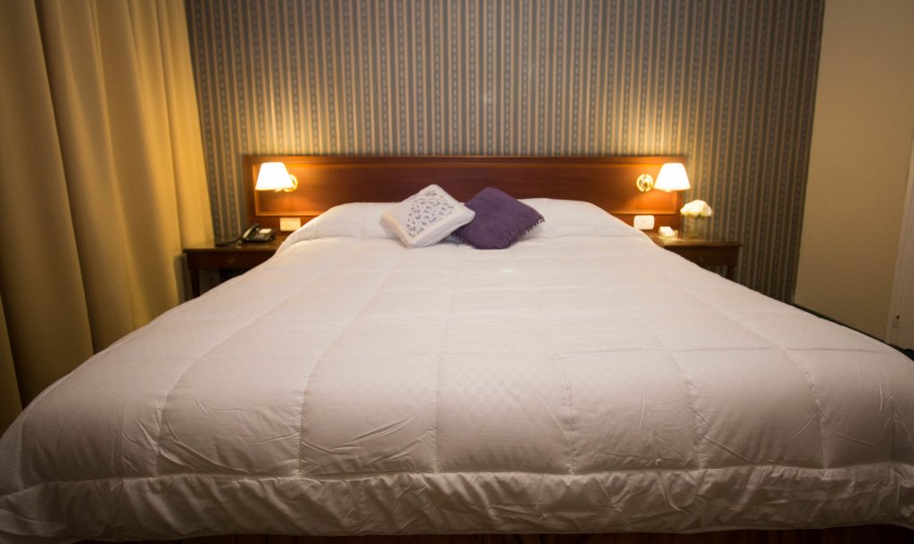 Фото Regis Orho Hotel