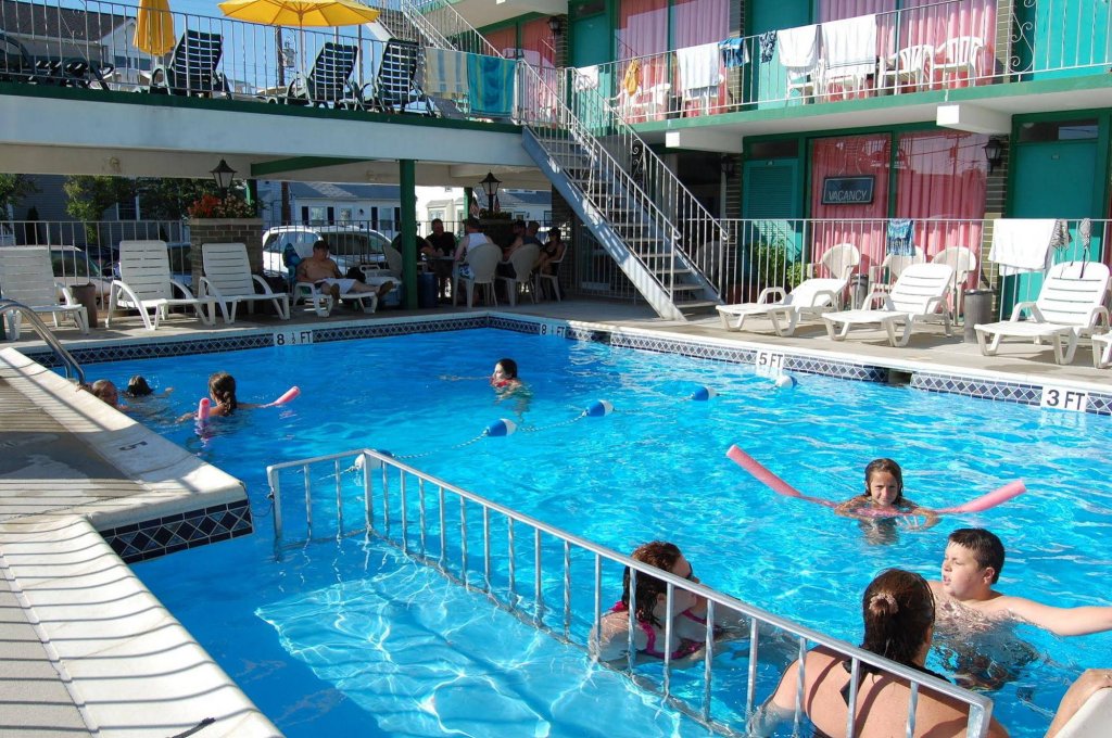 Фото отеля 2