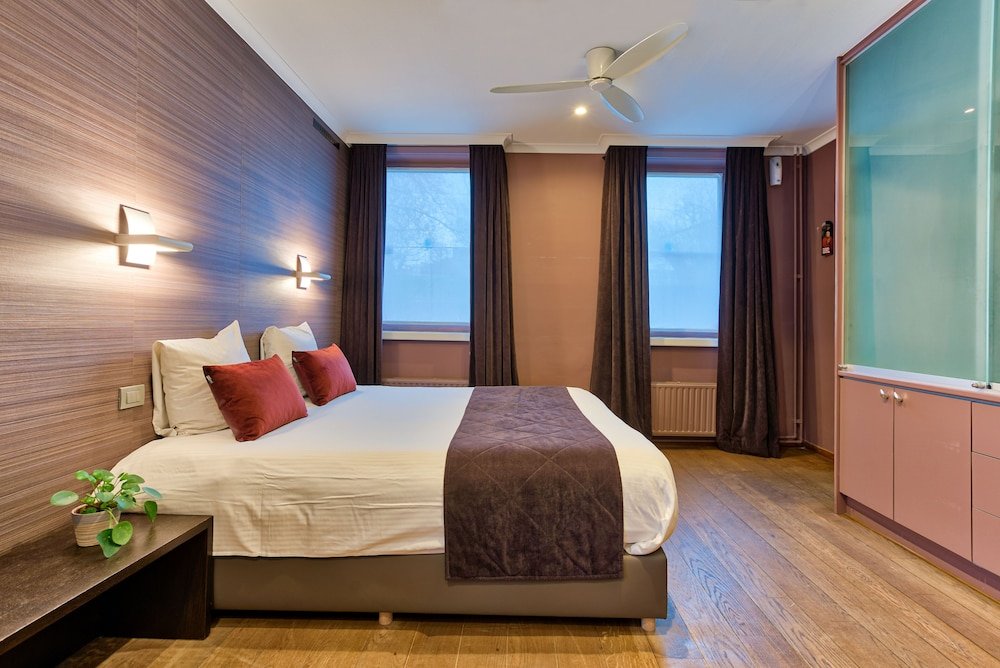 Фото Astoria Hotel Gent