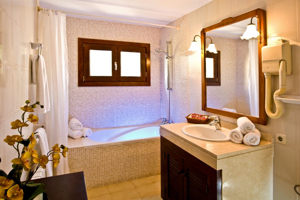 Фото Отель Finca Predio Son Serra