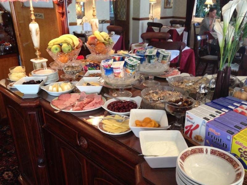 Фото Ascot House