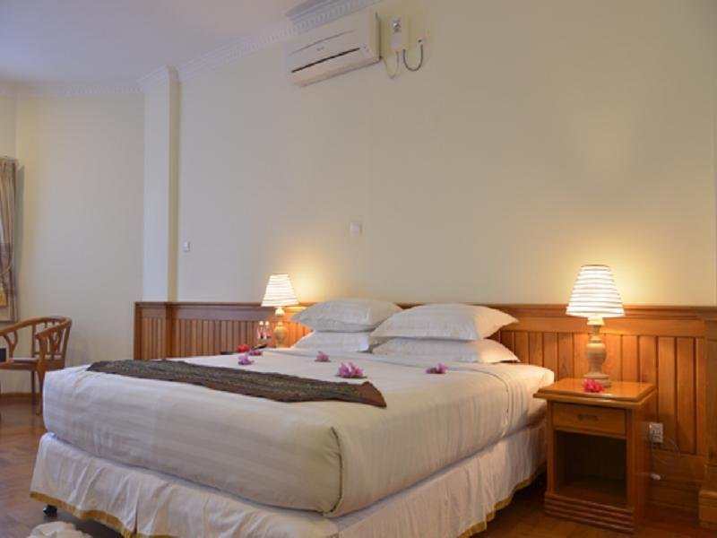 Фото Sky Palace Hotel & Cafe Flight