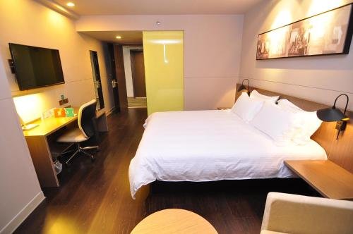 Фото Jinjiang Inn Kunming Beijing Road Chuanxin Gulou Subway Station Branch