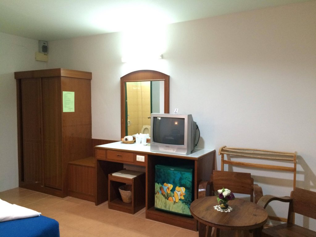 Фото J. Holiday Inn