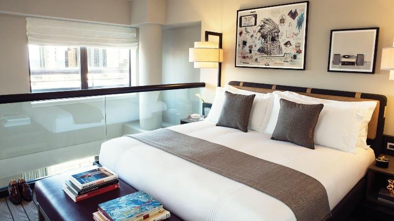 Фото Thompson Chicago by Hyatt