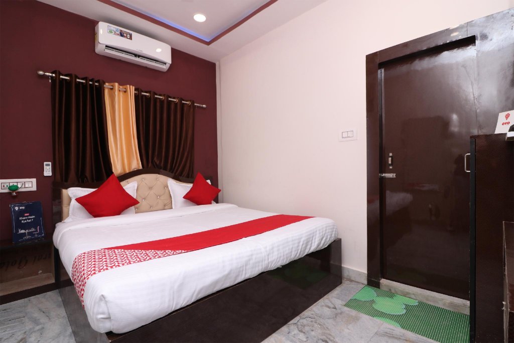Фото Oyo 15722 Hotel Padmavati