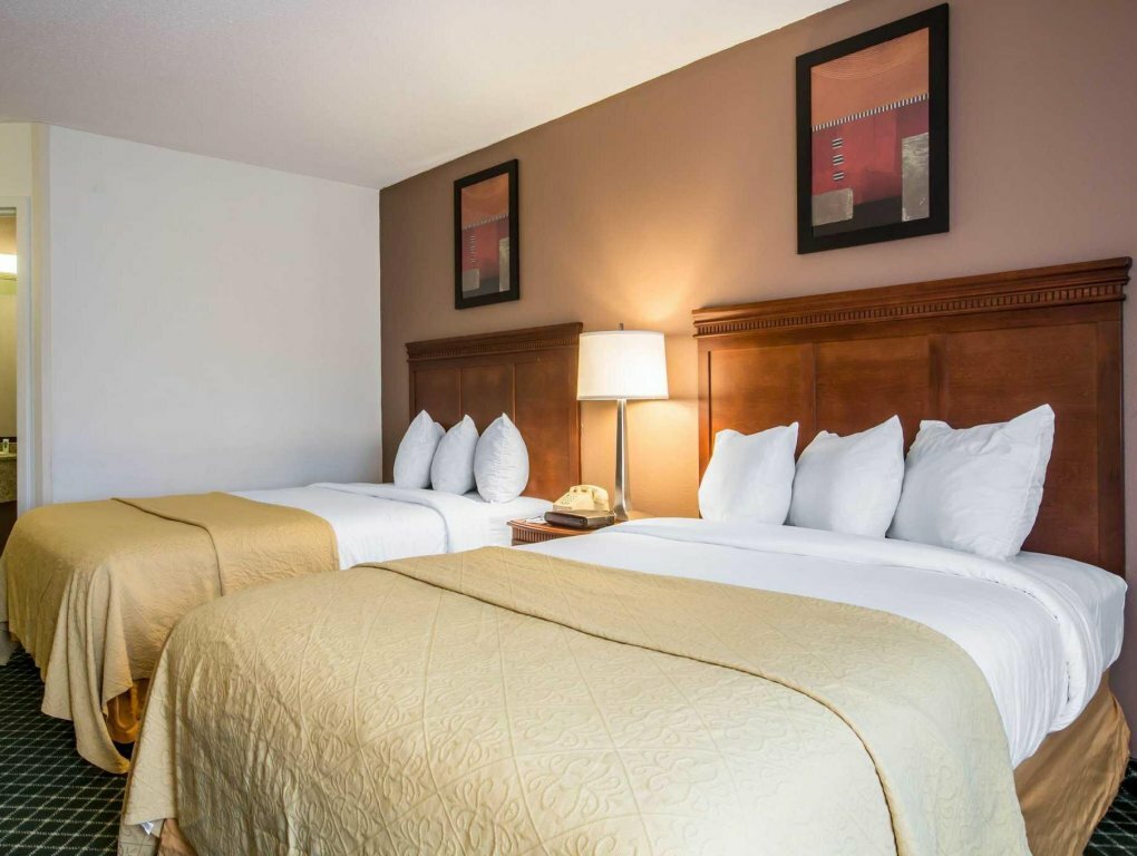 Hotel Quality Inn Colchester - Burlington, State of Vermont, photo