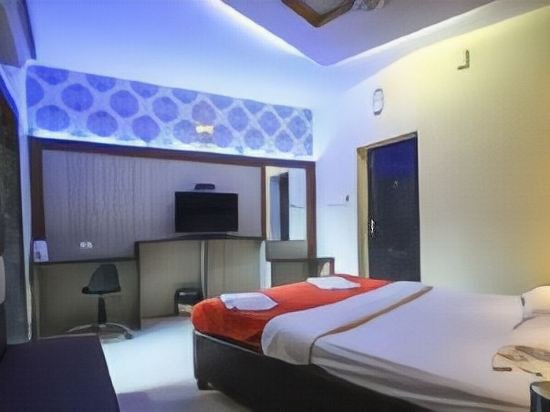 Фото Hotel Diamond Suites