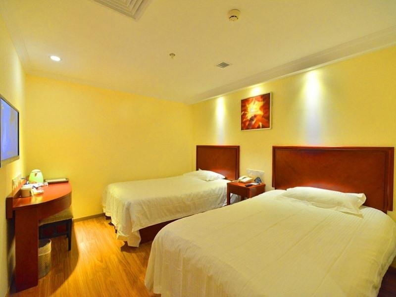 Фото GreenTreeAlliance Ruihai NorthSquare West Rail Sta