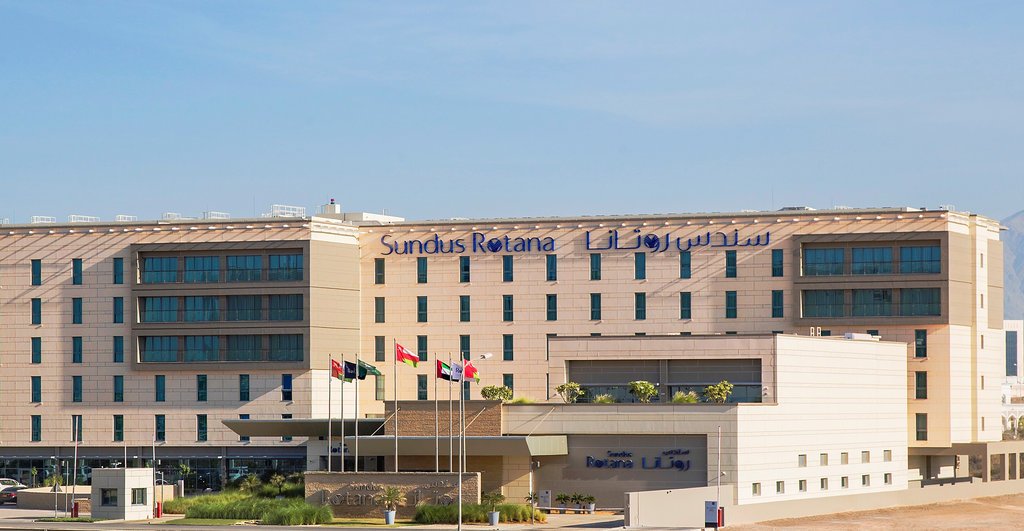 Фото Novotel Muscat Airport