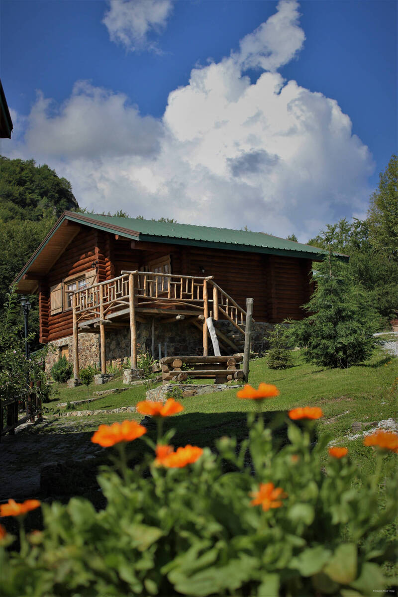 Фото Sfendamos Wood Village