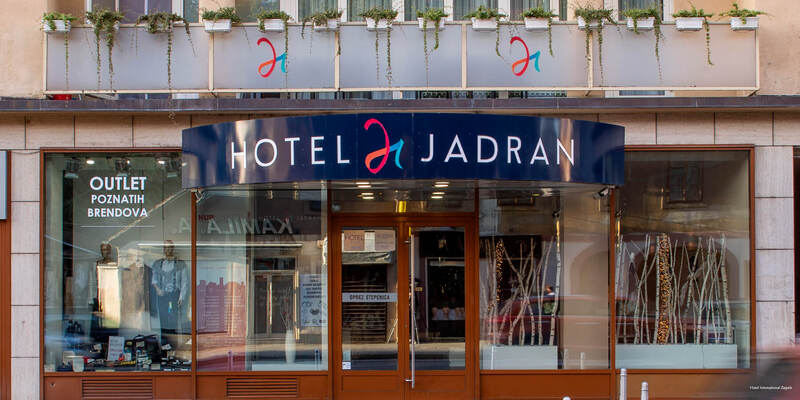 Фото International Hotel