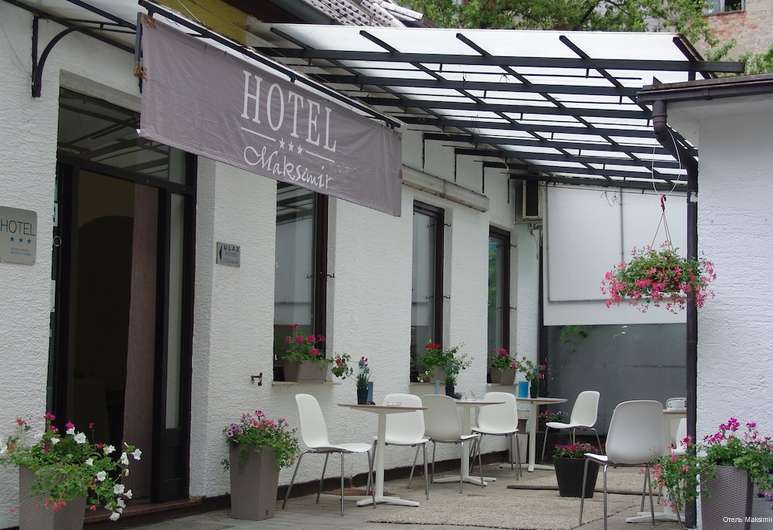 Фото Отель Maksimir