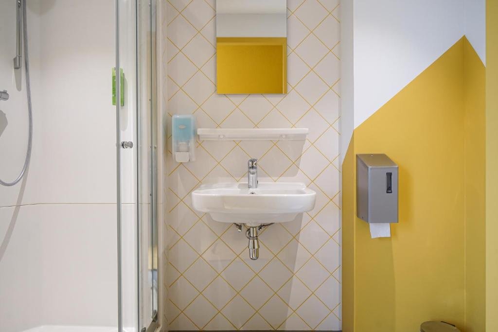 Фото VIA Amsterdam - Hostel