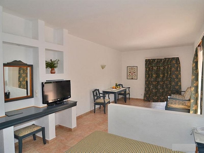 Фото Istron Bay Hotel