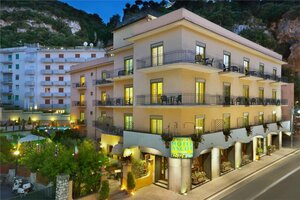 отель Hotel Ascot