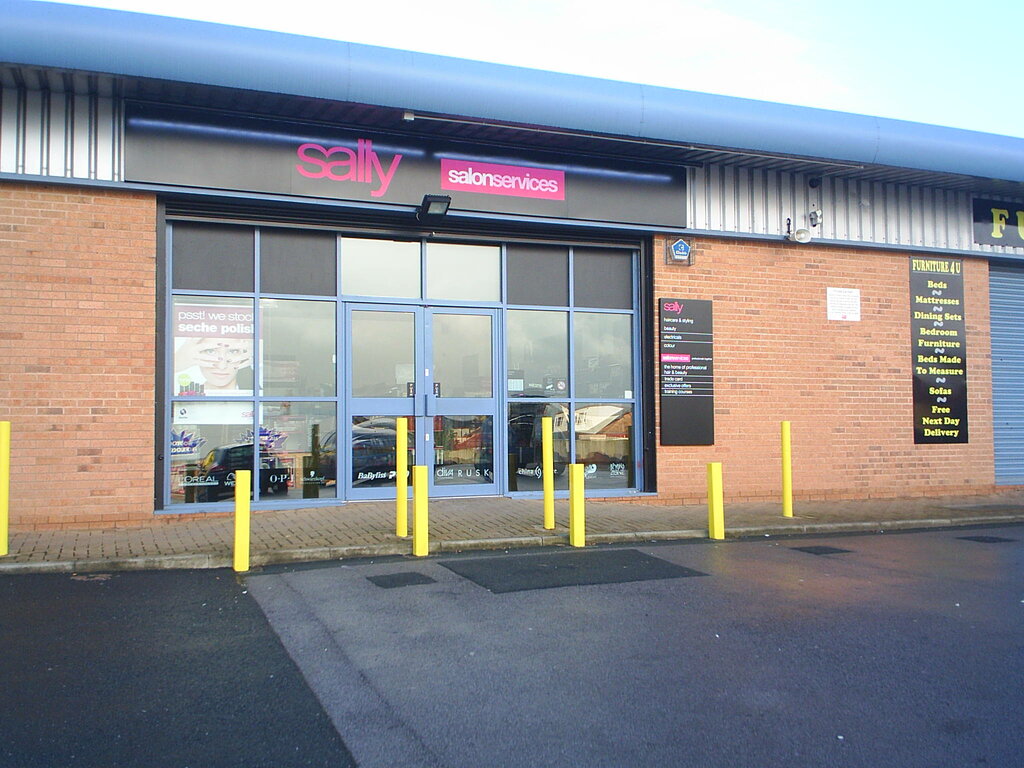 Hairdresser Sally Beauty, Bradford, photo