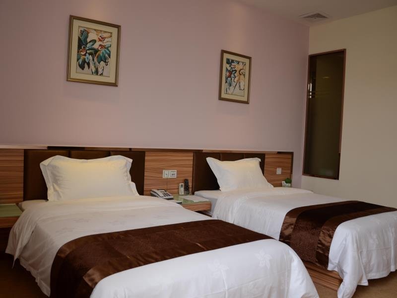 Фото Guangdong Hotel