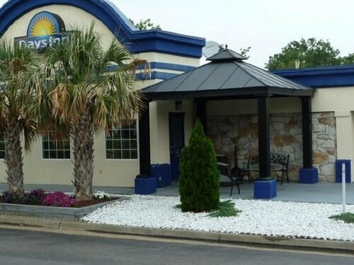 Гостиница Days Inn by Wyndham Virginia Beach Town Center в Вирджиния-Бич