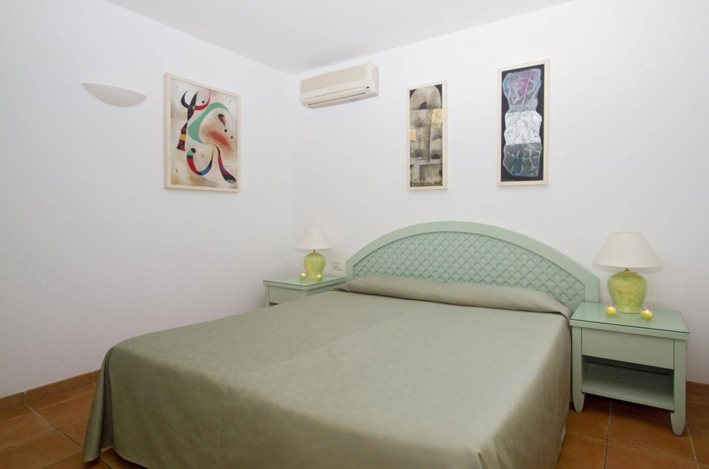 Фото Apartamentos Velazquez