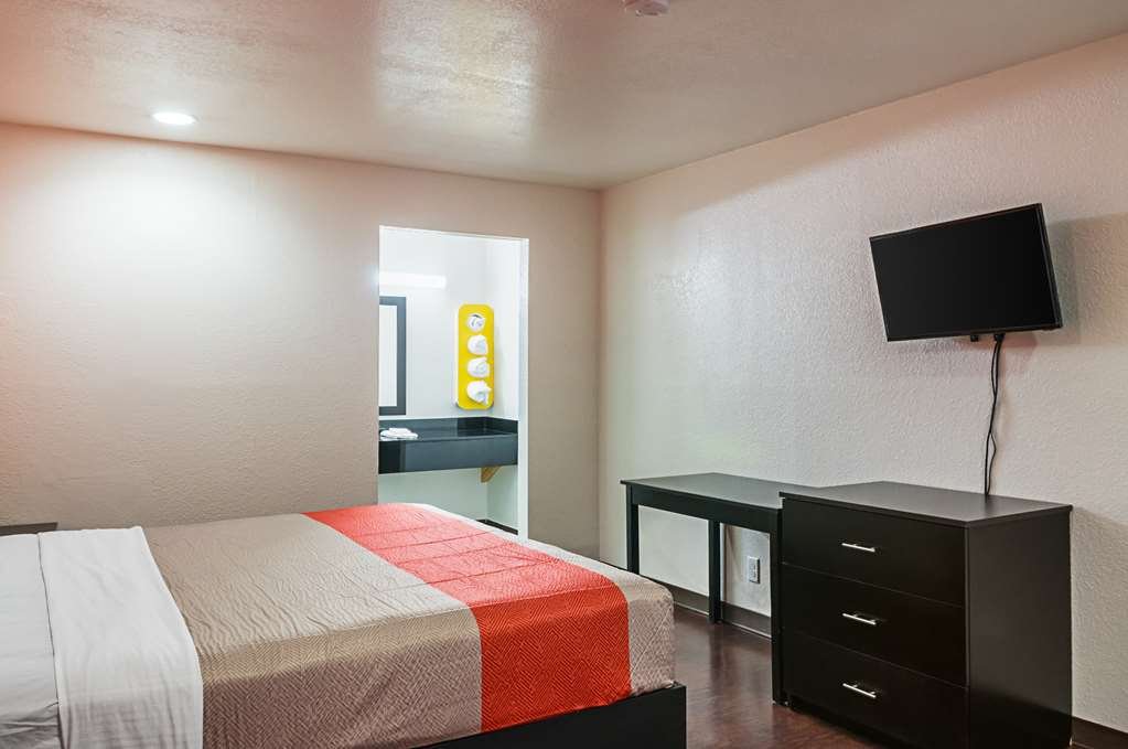 Фото Oyo Hotel Baton Rouge East I-12