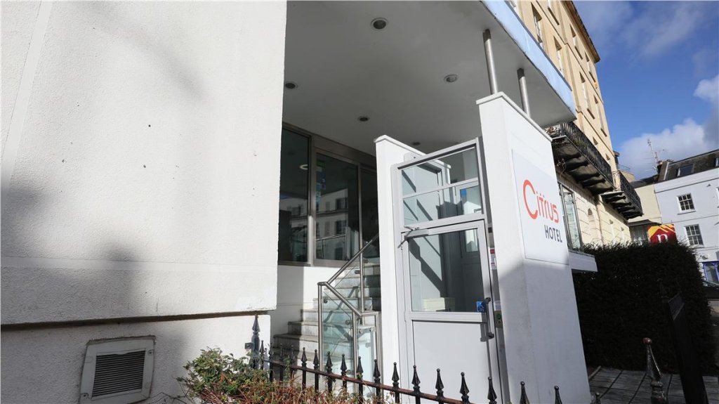 Фото отеля 3