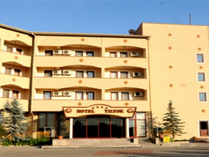 Гостиница Hotel Yiltok в Аваносе