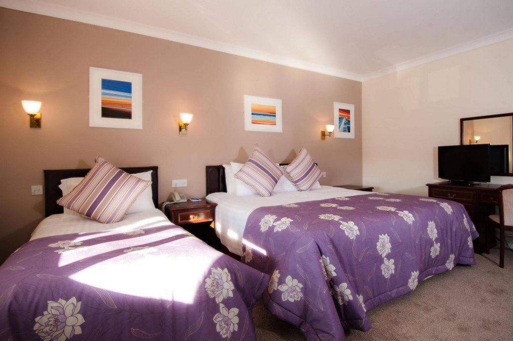 Фото The Hampshire Hotel