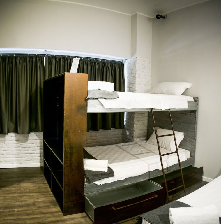 Фото Hostel Trastevere by Hostal Trustever
