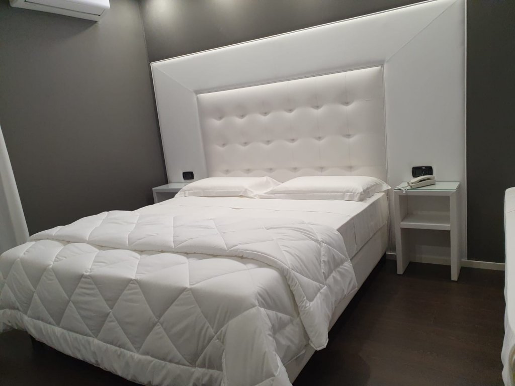 Фото Reggia Suite SPA Hotel