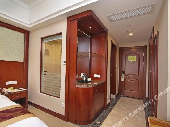 Фото ViennaInternational Hotel Shanghai Hongqiao Hub I