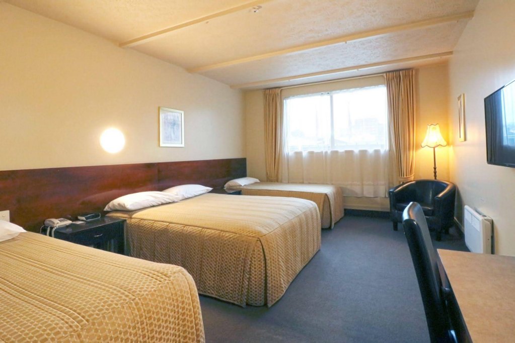 Фото The Victoria Hotel Dunedin