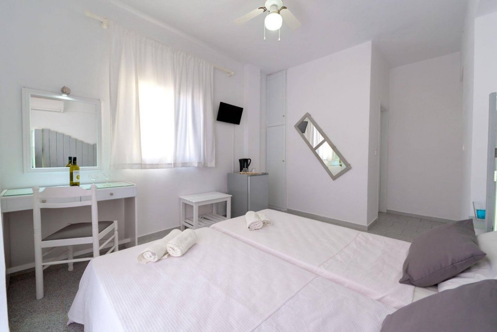 Фото Ikaros Hotel