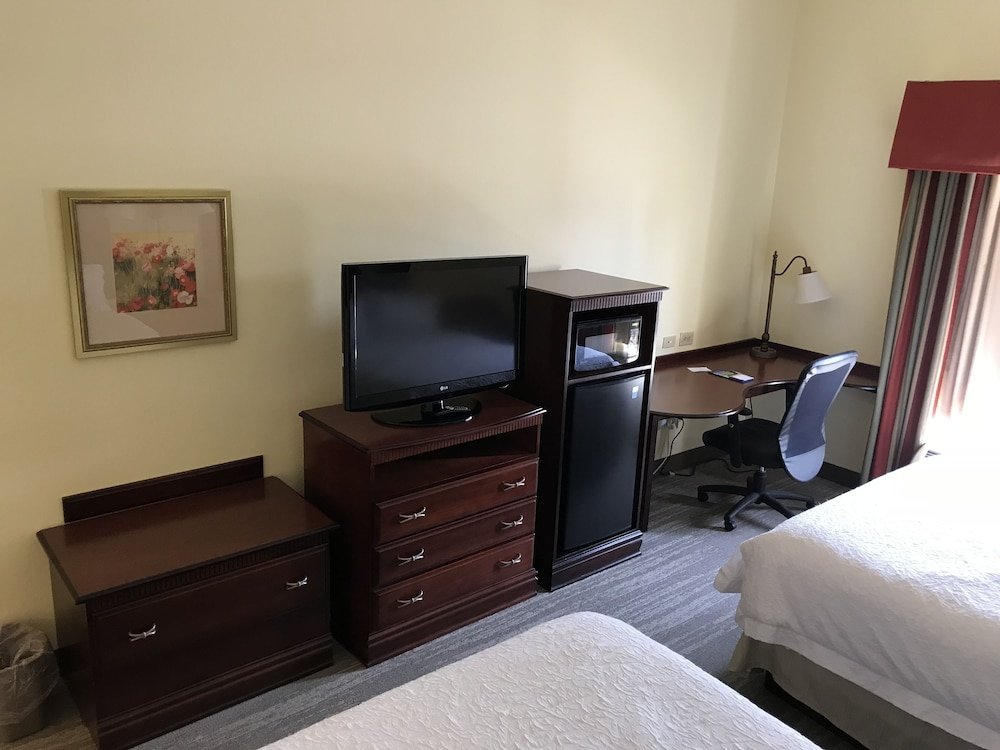 Фото Hampton Inn & Suites Lamar