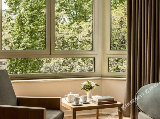 Фото Royal Garden Champs Elysées